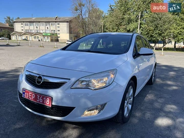 Авто Opel Astra 2012 № 7990121