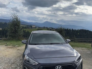 Авто Hyundai Ioniq 2017 № 7990240