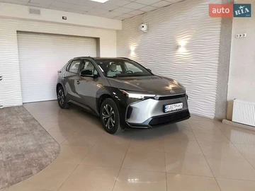 Авто Toyota Bz4X 2023 № 7990270
