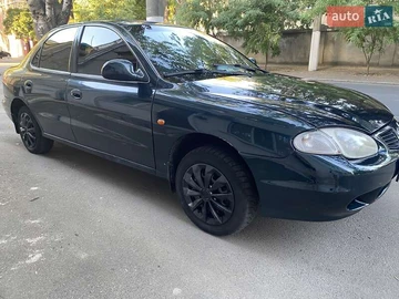 Авто Hyundai Elantra 1999 № 7990404