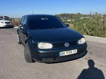Авто Volkswagen Golf 2001 № 7990414