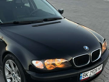 Авто BMW 3 Series 2002 № 7990518