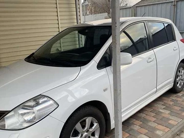 Авто Nissan Tiida 2010 № 7990553