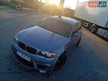 Авто BMW 1 Series 2004 № 7990567