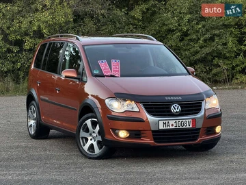Авто Volkswagen Touran 2009 № 7990587