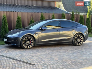 Авто Tesla Model 3 2021 № 7990906
