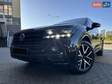 Авто Volkswagen Touareg 2021 № 7990937