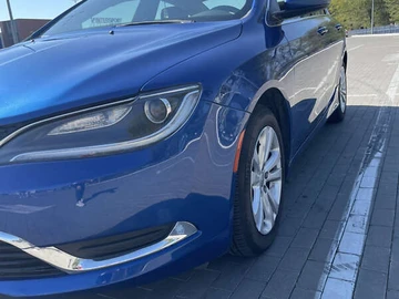 Авто Chrysler 200 2015 № 7992143