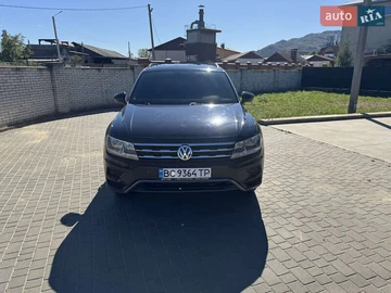 Авто Volkswagen Tiguan 2020 № 7992474