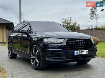 Авто Audi Q7 2017 № 7992633