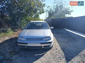 Авто Volkswagen Golf 2000 № 7992788