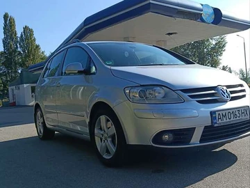 Авто Volkswagen Golf Plus 2008 № 7993169
