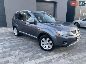 Авто Mitsubishi Outlander Xl 2008 № 7993178