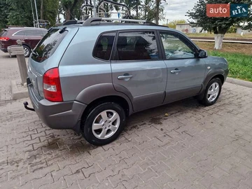 Авто Hyundai Tucson 2008 № 7993201
