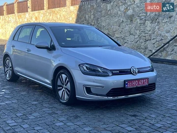 Авто Volkswagen E-Golf 2016 № 7993209