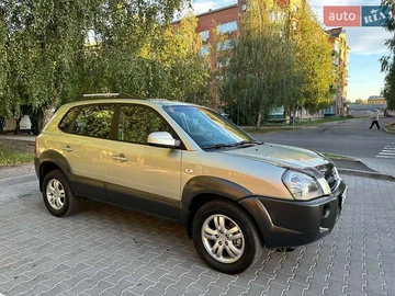 Авто Hyundai Tucson 2008 № 7993228