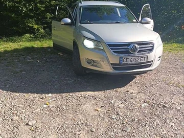 Авто Volkswagen Tiguan 2010 № 7993253