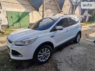 Авто Ford Kuga 2015 № 7993407