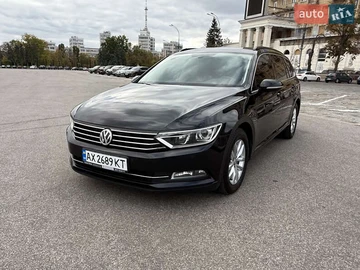 Авто Volkswagen Passat 2018 № 7993429