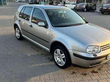 Авто Volkswagen Golf 2002 № 7994079