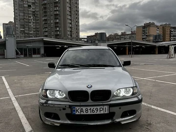 Авто BMW 3 Series 2004 № 7994092