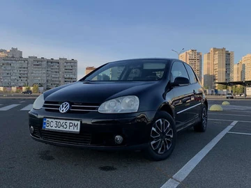 Авто Volkswagen Golf 2005 № 7994101