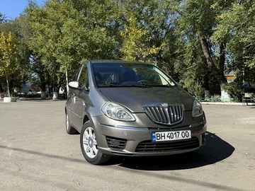 Авто Lancia Musa 2010 № 7994295