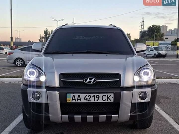 Авто Hyundai Tucson 2006 № 7994307