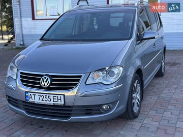 Авто Volkswagen Touran 2007 № 7994428