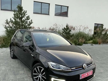 Авто Volkswagen E-Golf 2020 № 7994692