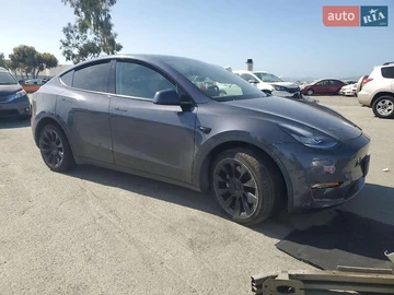 Авто Tesla Model Y 2022 № 7994801