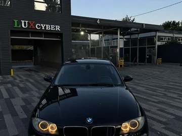 Авто BMW 1 Series 2007 № 7994940