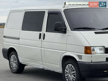 Авто Volkswagen Transporter 2001 № 7995252