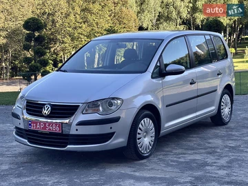 Авто Volkswagen Touran 2010 № 7995262