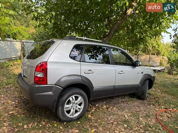 Авто Hyundai Tucson 2006 № 7995550