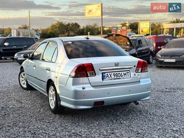 Авто Honda Civic 2004 № 7995747