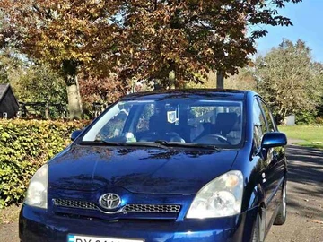Авто Toyota Corolla Verso 2004 № 7995763