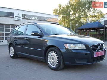 Авто Volvo V50 2010 № 7996228
