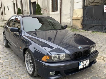 Авто BMW 5 Series 2002 № 7996250