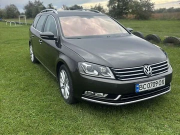 Авто Volkswagen Passat 2012 № 7996433