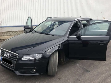 Авто Audi A4 2010 № 7996453