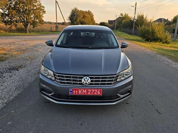 Авто Volkswagen Passat 2017 № 7996454