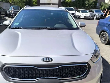 Авто KIA Niro 2017 № 7996598