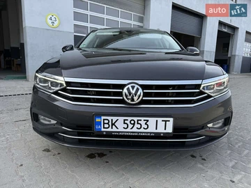 Авто Volkswagen Passat 2019 № 7996619