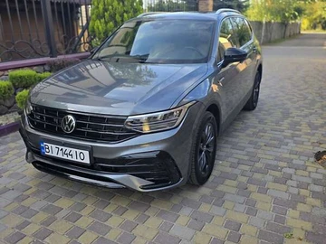 Авто Volkswagen Tiguan 2022 № 7996632