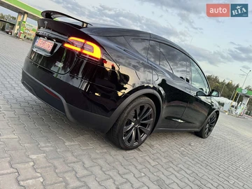 Авто Tesla Model X 2022 № 7996671