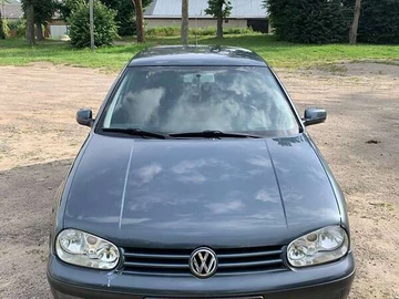 Авто Volkswagen Golf 2000 № 7996779