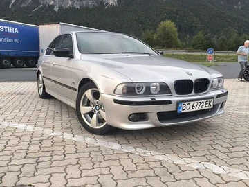 Авто BMW 5 Series 2002 № 7996954