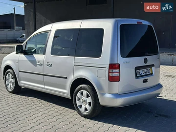 Авто Volkswagen Caddy 2008 № 7997008