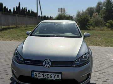 Авто Volkswagen E-Golf 2015 № 7997170